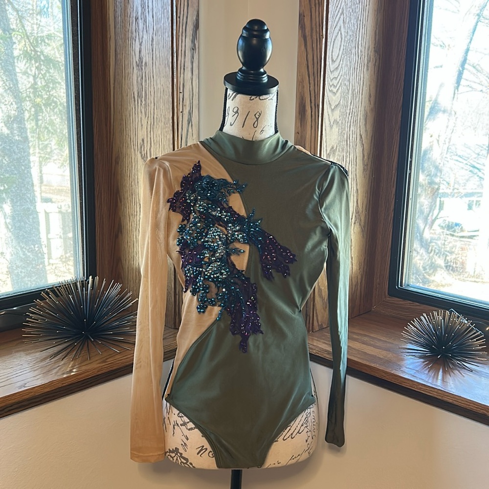 ilogear Green Dance Costume Long Sleeve Leotard Green Adult XS